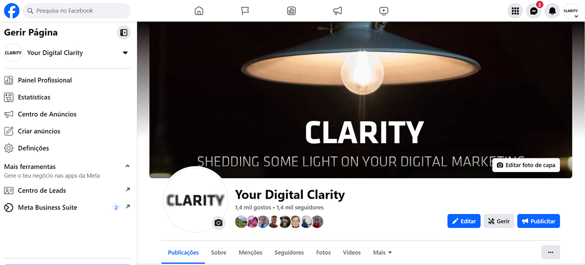 Captura de écran da página comercial de Facebook da Clarity para mostrar como fazer publicações em vários idiomas